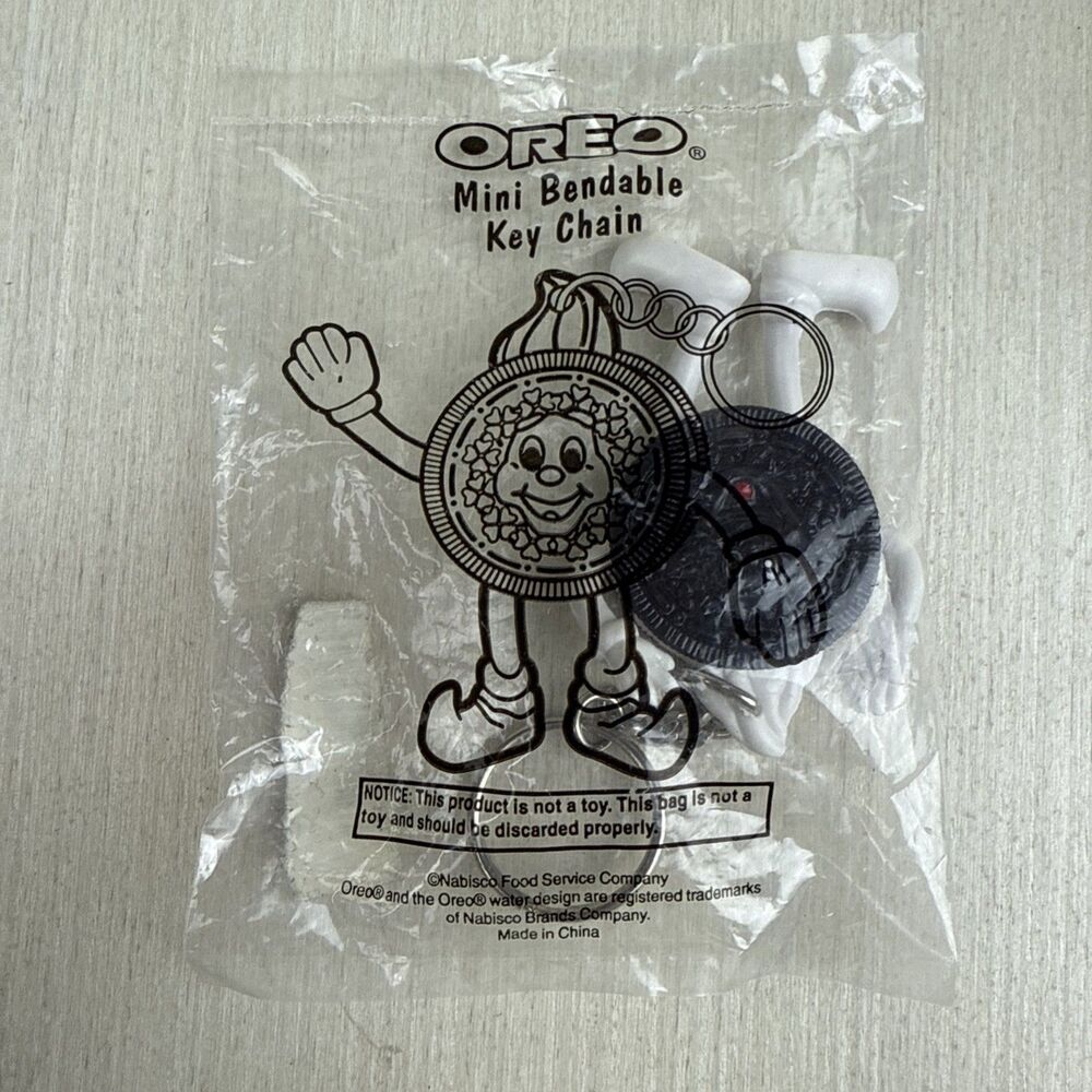 Nabisco Oreo Mini Bendable Key Chain Vintage 1998 2.5” Nostalgia Cookie New